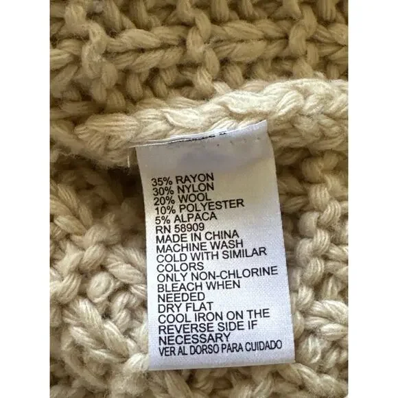 Gianni Bini Oversized Crop Chunky Cable Knit Fishermen Sweater M Cream Designer - Picture 9 of 13